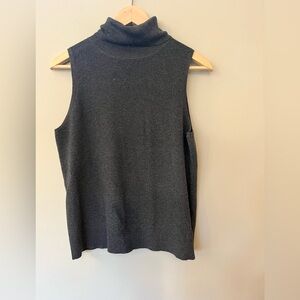 Banana Republic sleeveless turtleneck